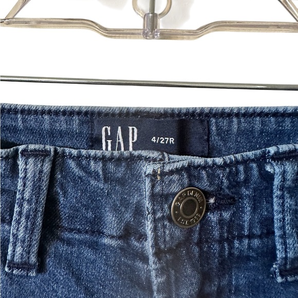 GAP Women's‎ Flared Jeans - Picture 6 of 9